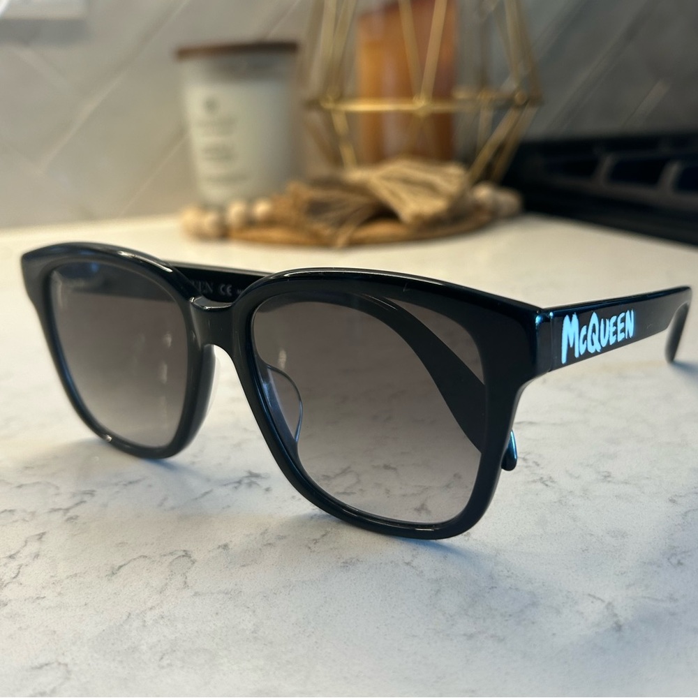 Alexander McQueen Sunglasses ‼️